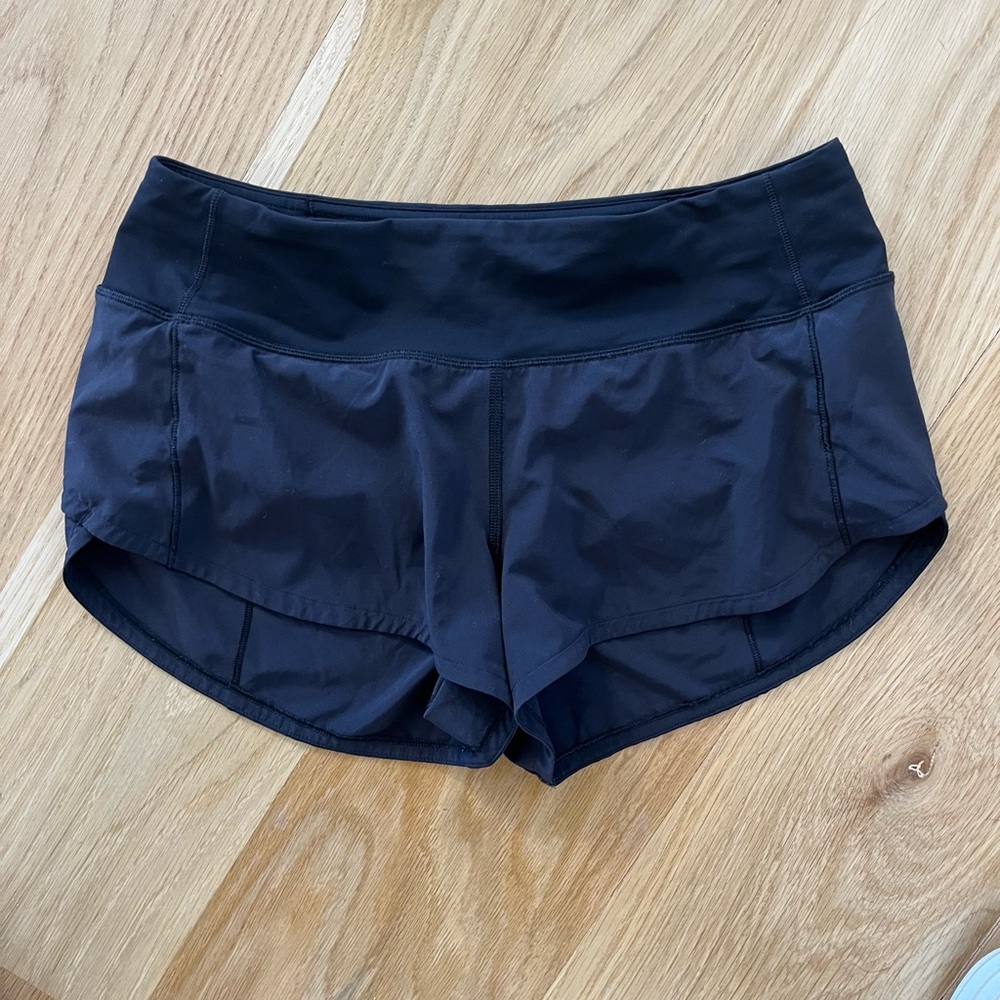 Lululemon 2.5” rise, Black, Speed Up short.  Gently worn.  Size 4.